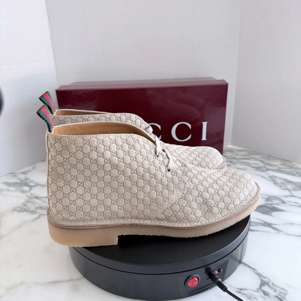 GUCCI GG Suede Desert Boots Embossed Oatmeal Tan Shoe, G 9